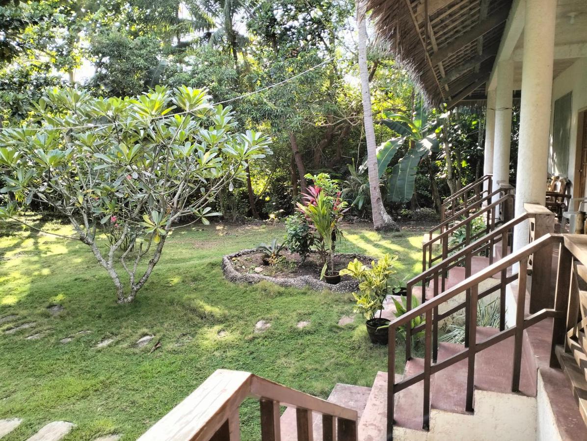 The Sylvia Hostel ซานฮวน ภายนอก รูปภาพ