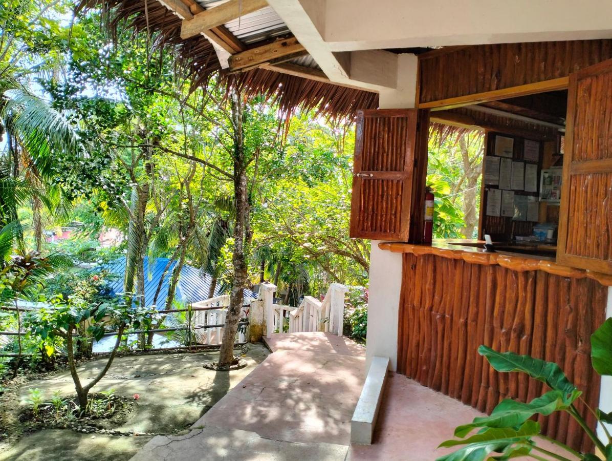 The Sylvia Hostel ซานฮวน ภายนอก รูปภาพ