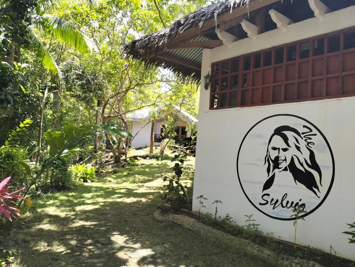 The Sylvia Hostel ซานฮวน ภายนอก รูปภาพ
