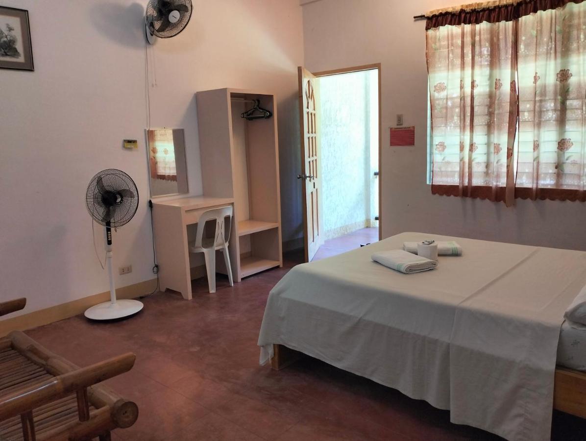 The Sylvia Hostel ซานฮวน ภายนอก รูปภาพ
