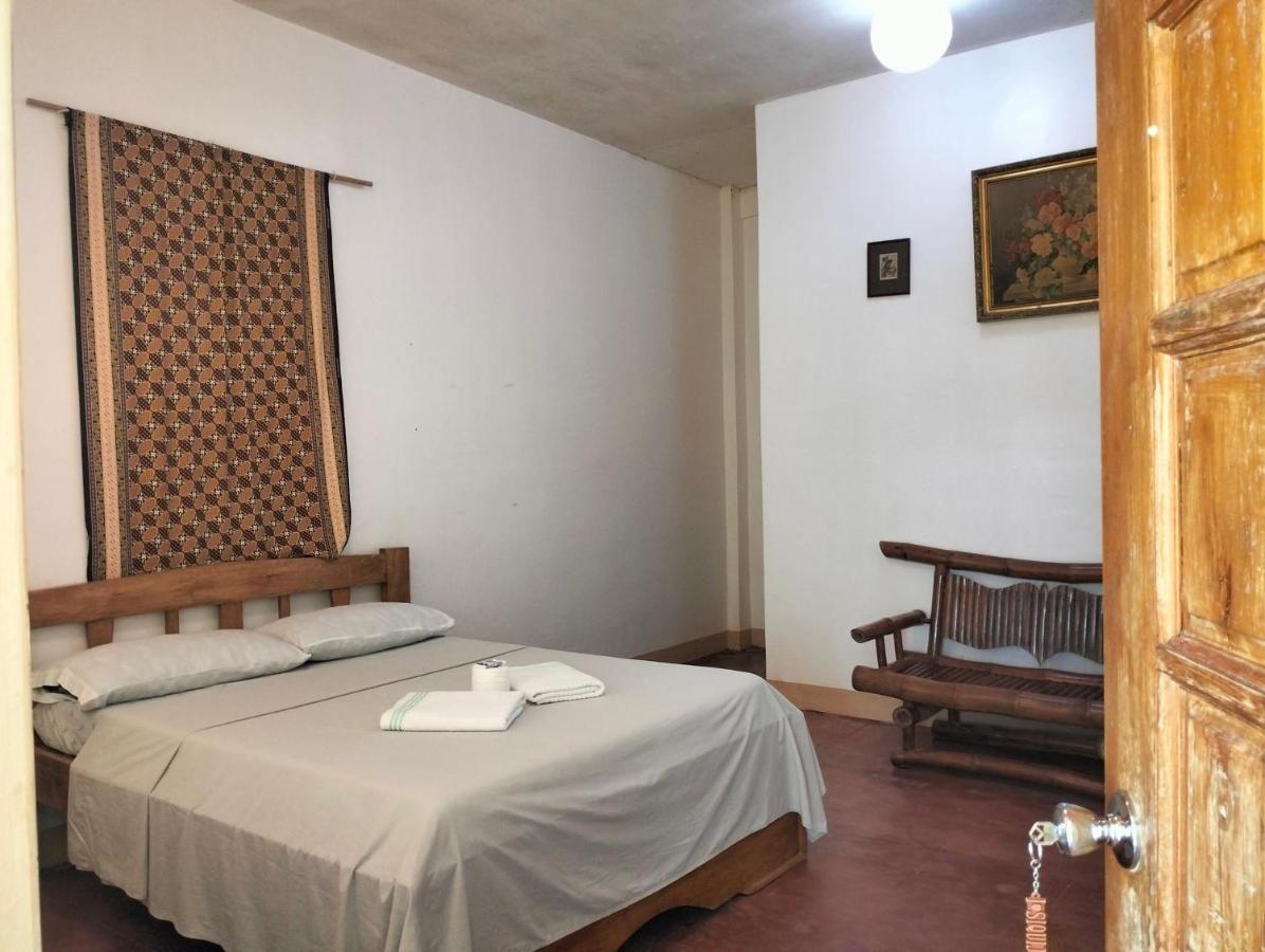 The Sylvia Hostel ซานฮวน ภายนอก รูปภาพ